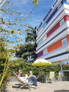 Отель Privilège Hôtel & Apparts Eurociel Centre Comédie  Монпелье